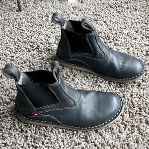 Oliberte black leather boots, size 36